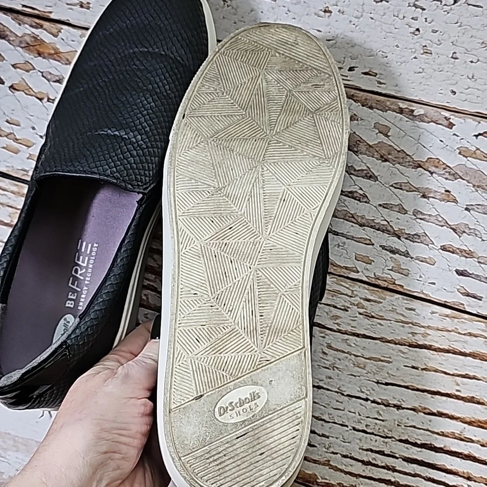 DR. Scholls sz 11 black slip on shoes SH266